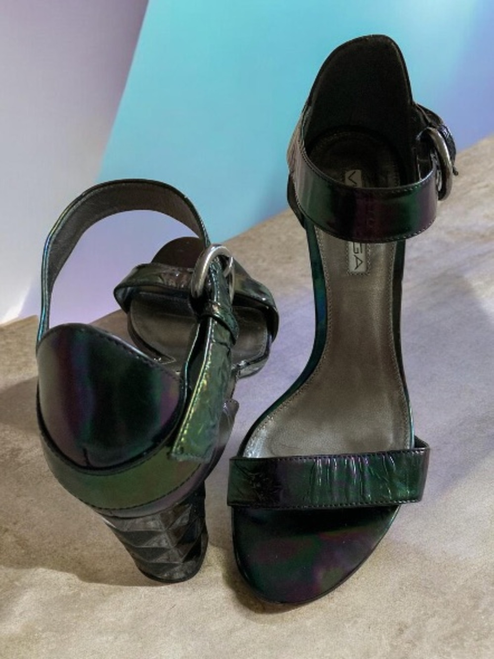 Via Spiga Holographic Leather Faceted Block Heel Sandals Sz 8